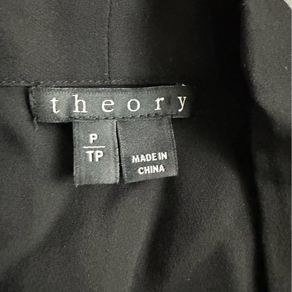 Theory 100%silk - elevated basic - Picture 6 of 7